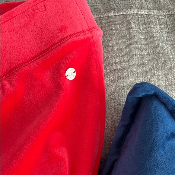 NWT Lilly Pulitzer Dorsey Velour Pant in Ruby Red Sz XL - Picture 3 of 5